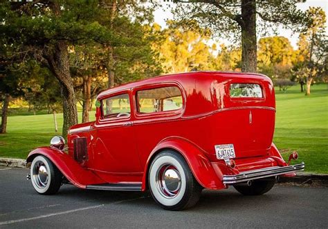 1932 Ford Tudor Sedan Classic Picture Wallpapers ~ Hot Rod Cars