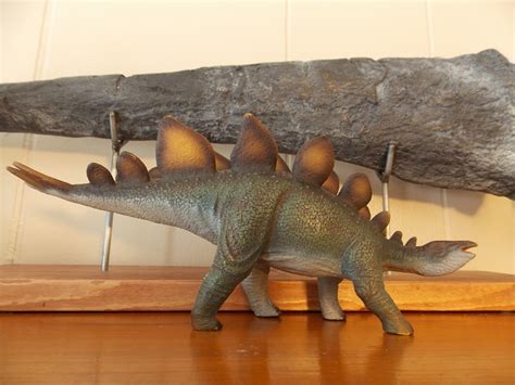 Stegosaurus (Deluxe by CollectA) – Dinosaur Toy Blog