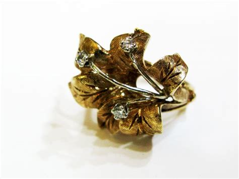 Vintage Diamond Floral Ring