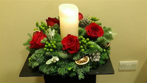 Christmas Candle Wreath | Le Jardin