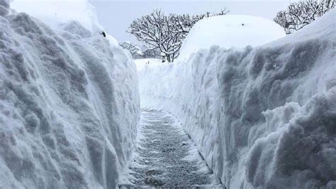 Erie, Pennsylvania, Has Picked Up Almost 7 Feet of Snow Since Christmas Eve | The Weather Channel