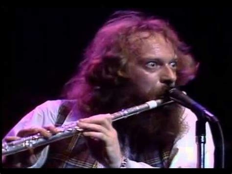 Jethro Tull - No Lullaby Flute solo (live at Acordes - Chordify