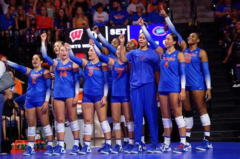 Photo Gallery: #3 Florida Gators volleyball falls to #1 Wisconsin ...