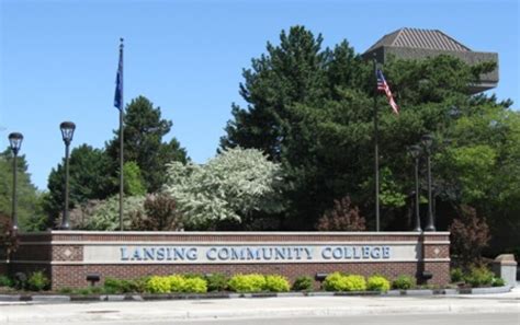 Lansing Community College Will Reopen Thursday After Threat And Campus Closures | WKAR Public Media