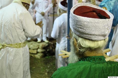 Ancient Samaritan Sect, Straddling Israel And Palestine, Celebrates ...