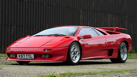 Replacing the Countach with the 1990 Lamborghini Diablo - Tire Kickers by Ross Cameron