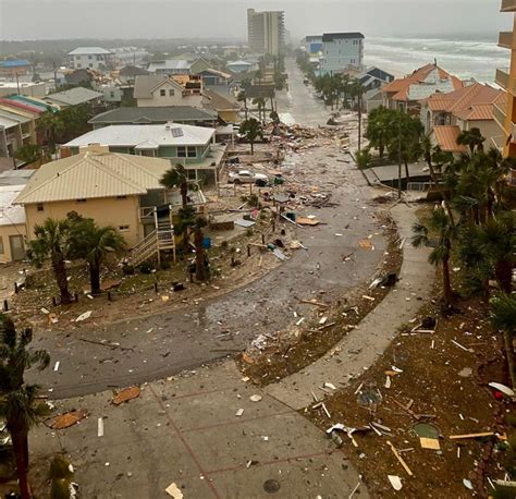 PHOTO Close Up Of Tornado Damage On Street Near The Ocean In Panama ...