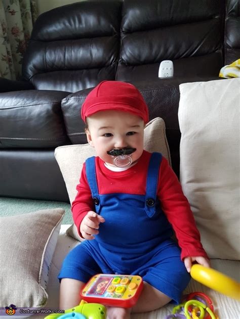 Baby Mario Costume - Photo 2/3