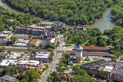 Aerial View of Downtown Riverside | Aerial view, Downtown riverside, Riverside