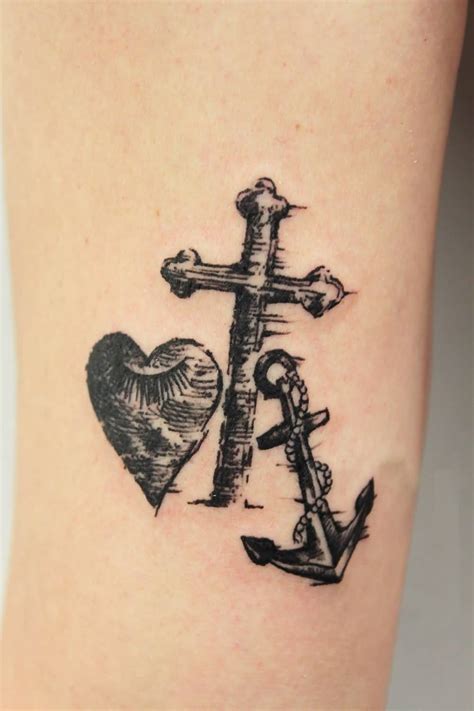 heart-cross-anchor-tattoo – EntertainmentMesh