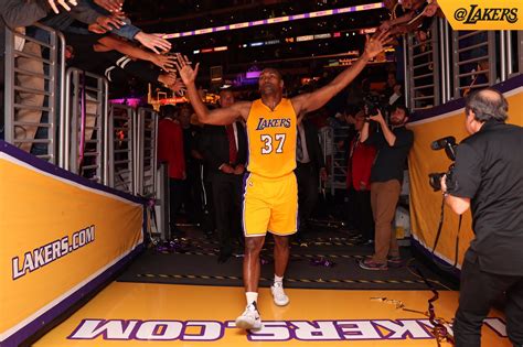 Metta World Peace | Metta world peace, Los angeles lakers, Kobe