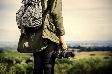 Female photographer in the nature | Premium Photo - rawpixel