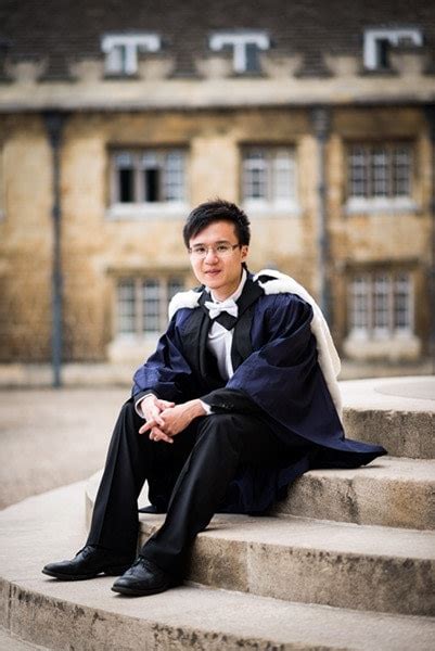 Cambridge University graduation photography portrait sessions | JAMES ABBOTT PHOTOGRAPHY