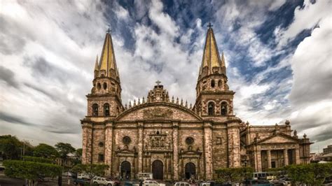 La Catedral de Guadalajara ~ Agencia de Viajes Galasam