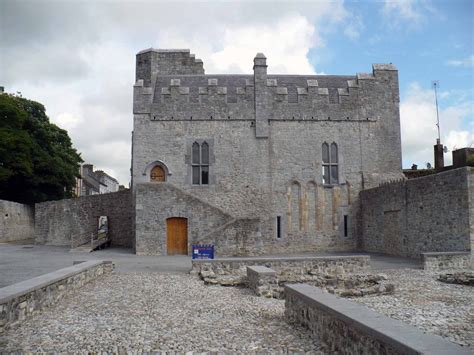 Desmond Hall (Castle) in Newcastle West, County Limerick, Ireland. | Beautiful places on earth ...