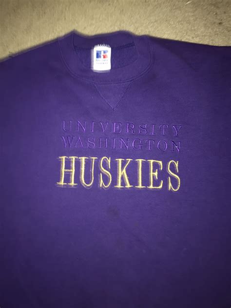 University Of Washington Sweatshirt for Sale in Tacoma, WA - OfferUp