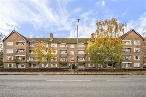 2 bed flat for sale in John Dee House, Mortlake High Street, London SW14 - Zoopla