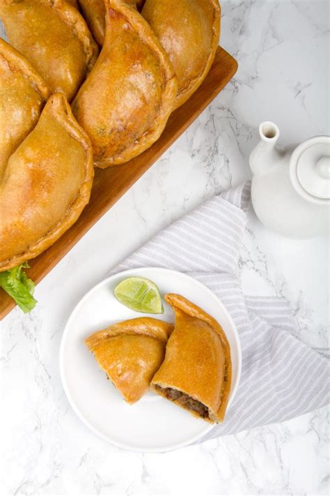 Peruvian Empanadas Recipe: Golden Brown Juicy Beef Parcels | 요리법