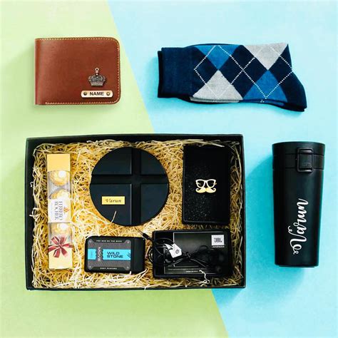 Ultimate Birthday Gift Hamper for Men - HoMafy