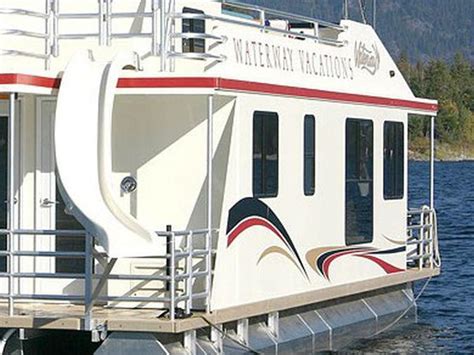 Lake Shuswap - Houseboats Rentals