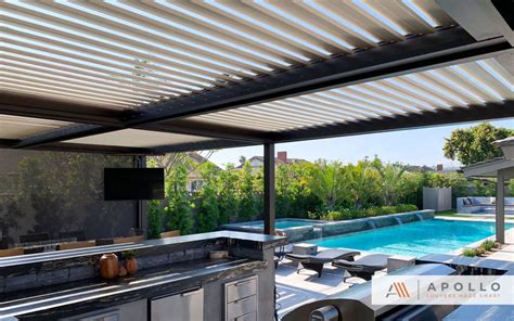 4 Reasons to Add a Louvered Pergola to Your Outdoor Space