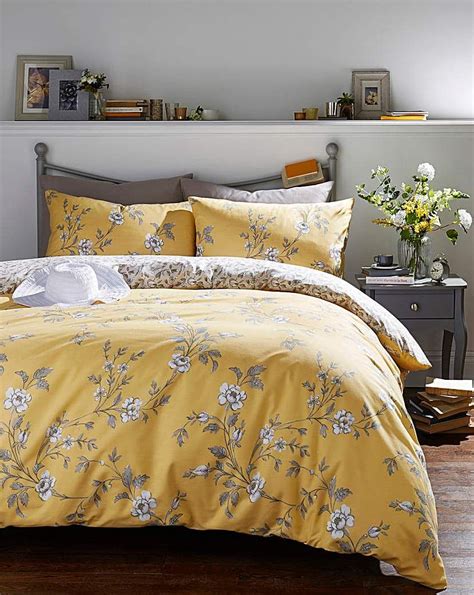 Yasmina Ochre Duvet Cover Set | Yellow and gray bedding, Duvet cover ...