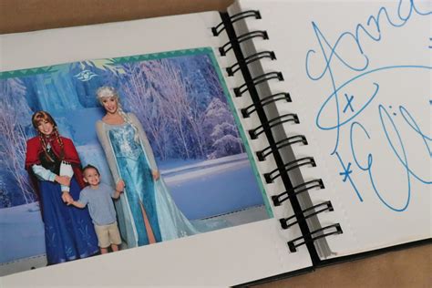 DIY Disney Autograph Book - Re-Fabbed