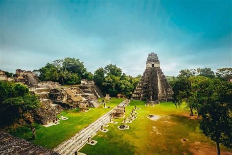 Parque Nacional Ruinas De Tikal En Petén | Imperio Chapin