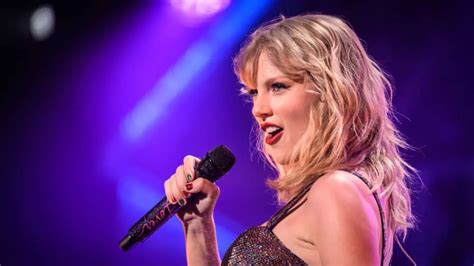 Taylor Swift reveals five '1989 (Taylor's Version)' vault song names | KECO 96.5FM
