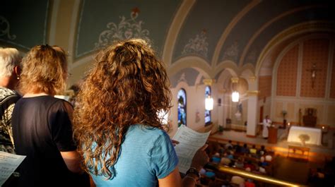 Mollie Tibbetts vigil: Iowa pastor calls "for a spirit of forgiveness"