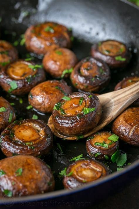 Sauteed Mushrooms Recipe - NatashasKitchen.com