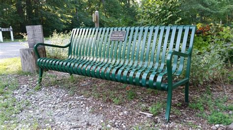 Memorial Benches - Friendship Botanic GardensFriendship Botanic Gardens ...