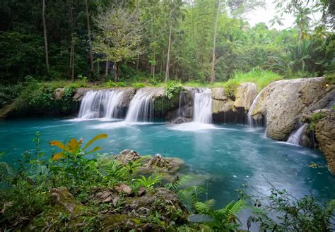 Cambugahay Falls - Discover The Philippines