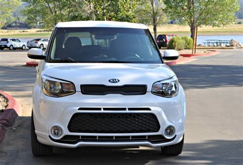 Is the 2016 Kia Soul Right for You? - Our Family Crushes