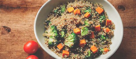 10 Healthy Quinoa Recipes That'll Light Up Any Taste