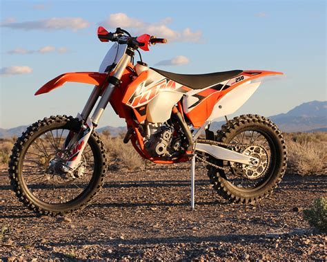 2015 KTM 250 XC-F - Dirt Bike Test