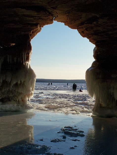 Caves and Aquifers (U.S. National Park Service)