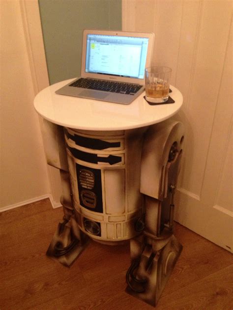 R2d2 table made by zestsquare.com Star Wars Love, R2d2, Alert, Standing Desk, Geek Stuff, Table ...