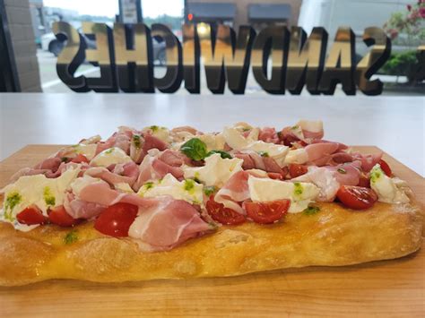 PIZZA ROMANA | Gastronomia Italia