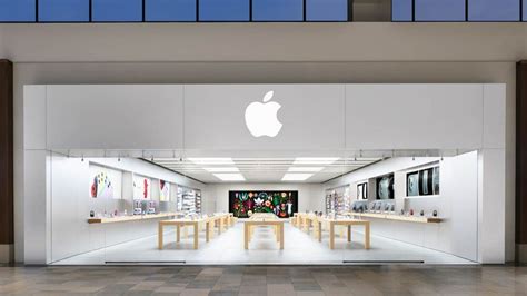 How to Make the Most of the Apple Store in Fashion Valley, California ...