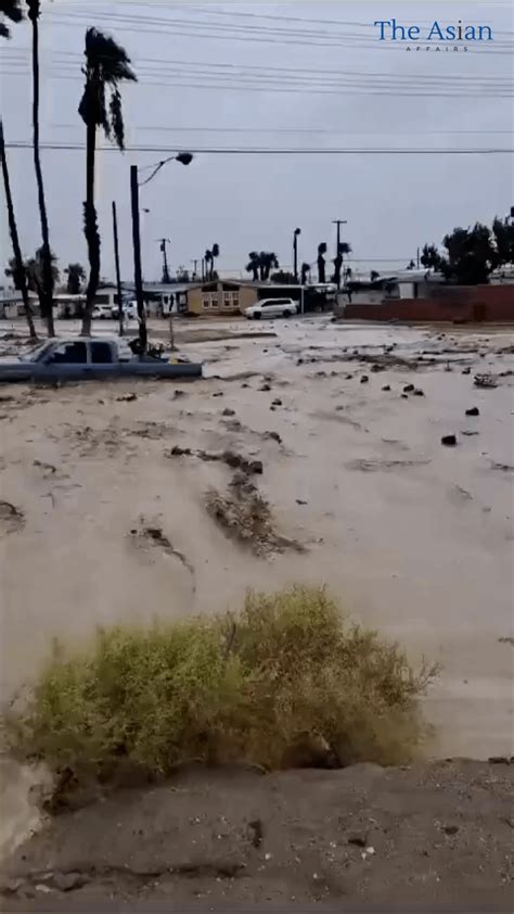 Palm Springs, California is under massive flooding due to Tropical Storm Hilary : r/worldnewsvideo