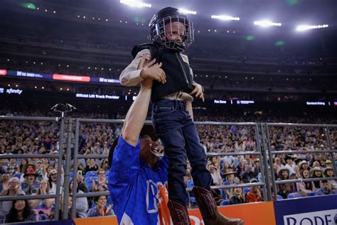 Mutton Bustin’ - Houston Livestock Show and Rodeo