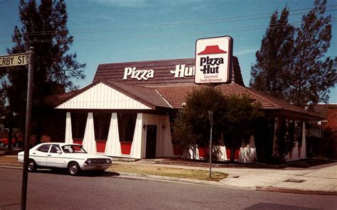 Pizza Hut Is Returning To Its Old Logo — Here's Why