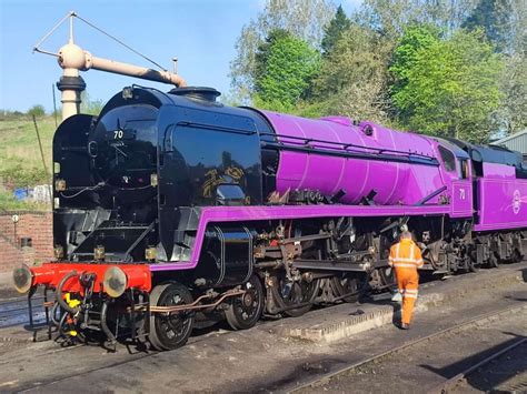 Steam locomotive to haul Queens Baton as part of the Severn Valley ...