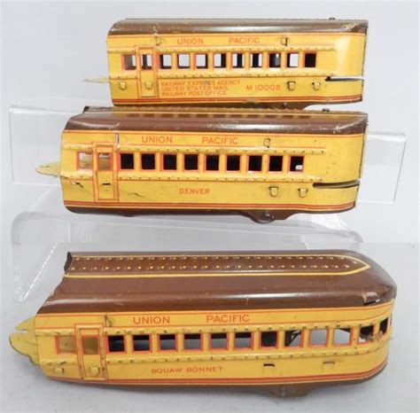 Sold Price: Marx #M10005 Union Pacific windup train set - May 5, 0116 11:00 AM EDT