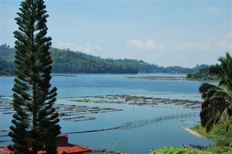 File:Lake sebu, south cotabato.jpg - Philippines