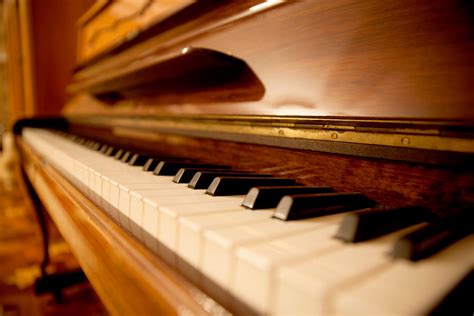 Spinet Piano: A Guide to the Compact and Affordable Option