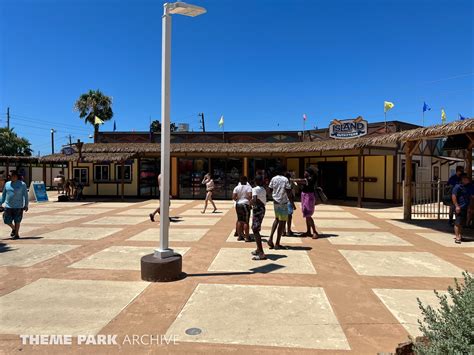 Entrance at Schlitterbahn Galveston Island | Theme Park Archive