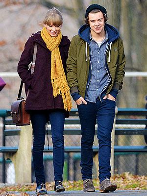 Taylor Swift & Harry Styles Split Up: Source - One Direction, Breakups ...