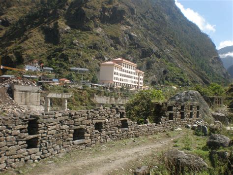 File:Nepal China Border.JPG - Wikimedia Commons